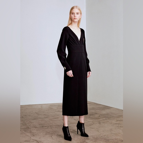 Yigal Azrouel Dresses & Skirts - Yigal Azrouël Crepe Midi Length Dress Open Slit Long Sleeve